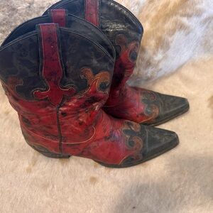 Lane Red and Black Ladies Western Boots size 10